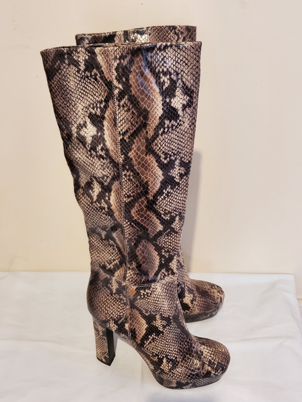 Snake-Print Knee High Platform Boots - Brown